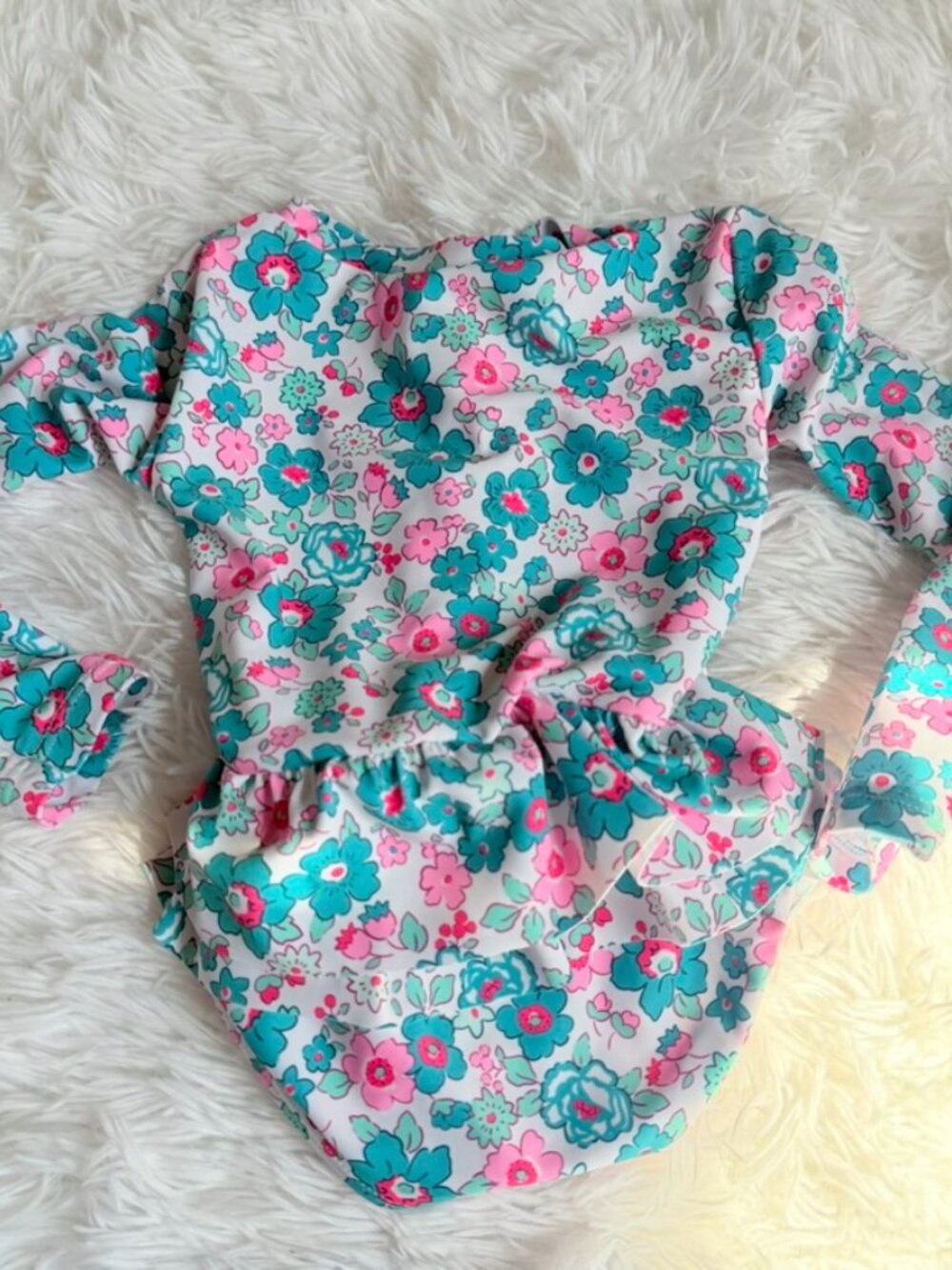 2T Floral Rash Guard Swimsuit & Rainbow Visor Set - Picture 3 of 11